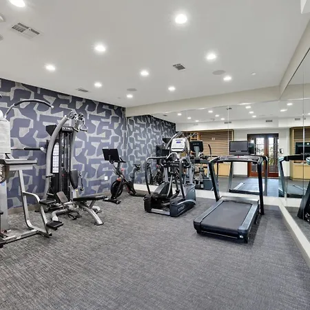 Best Western Plus Sunset Plaza Hotel-2